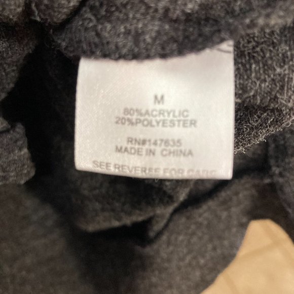 Romeo & Juliet Couture Cold Shoulder Sweater - Picture 5 of 5